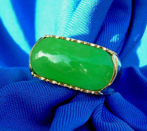 Genuine Earth mined Jade Antique Ring Unique Desi… - image 1