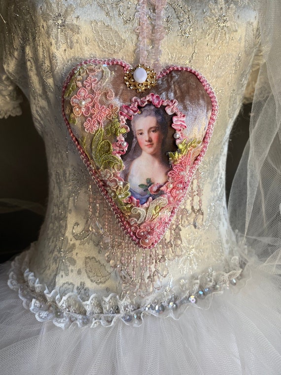 Embellished Velvet Hanging Heart: Shabby Chic Victorian Decor - Etsy