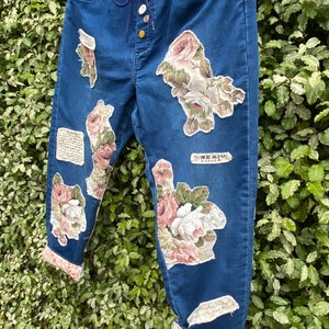 M shabby boho jeans, upcycled jeans, shabby chic jeans, artsy clothing, altered clothing, tattered roses, festival wear, grungy