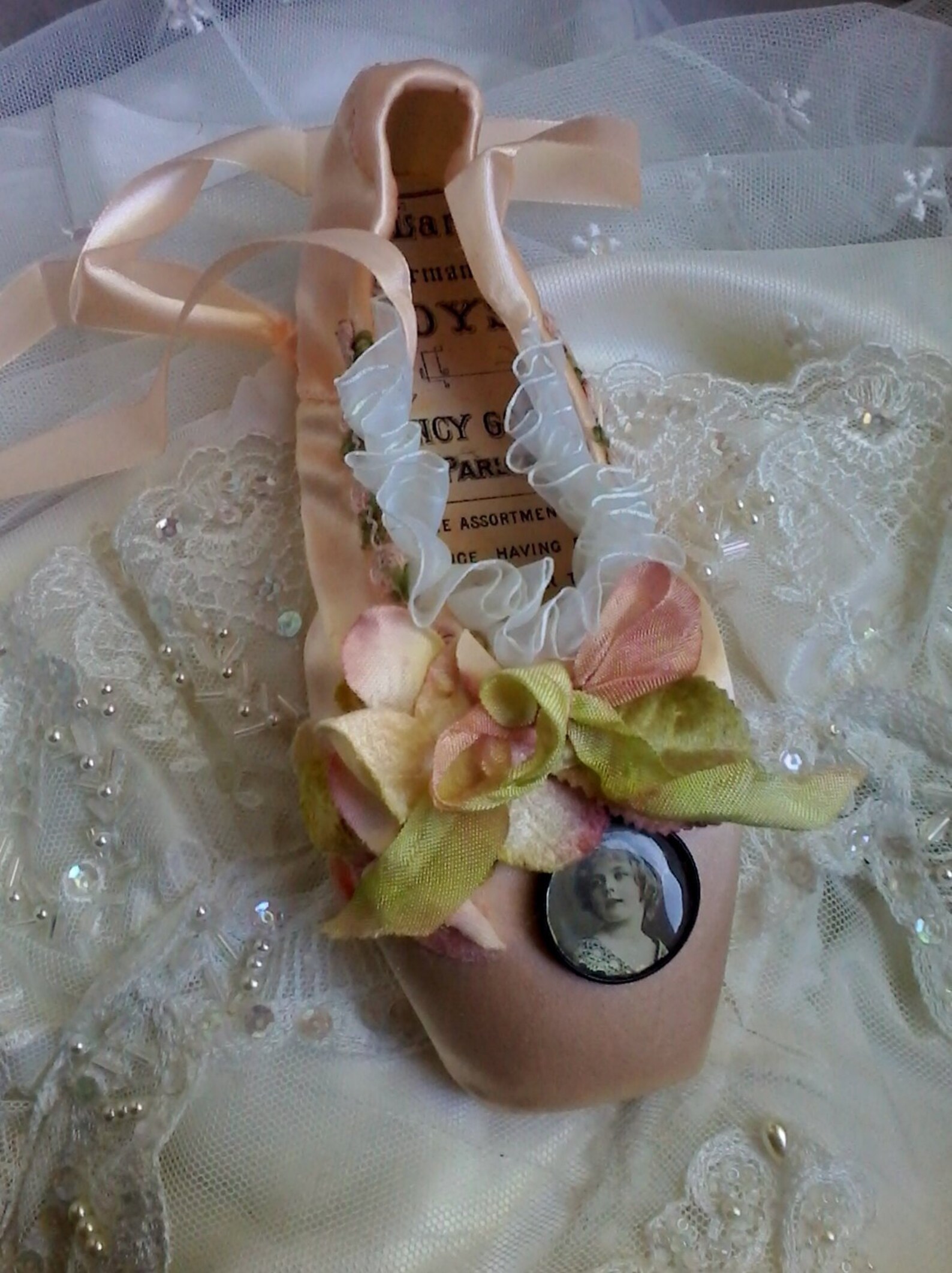 embellished ballet pointe shoe, fantasy ballet shoe, altered ballet shoe, shabby decorated ballet shoe, costume ballet, gift for