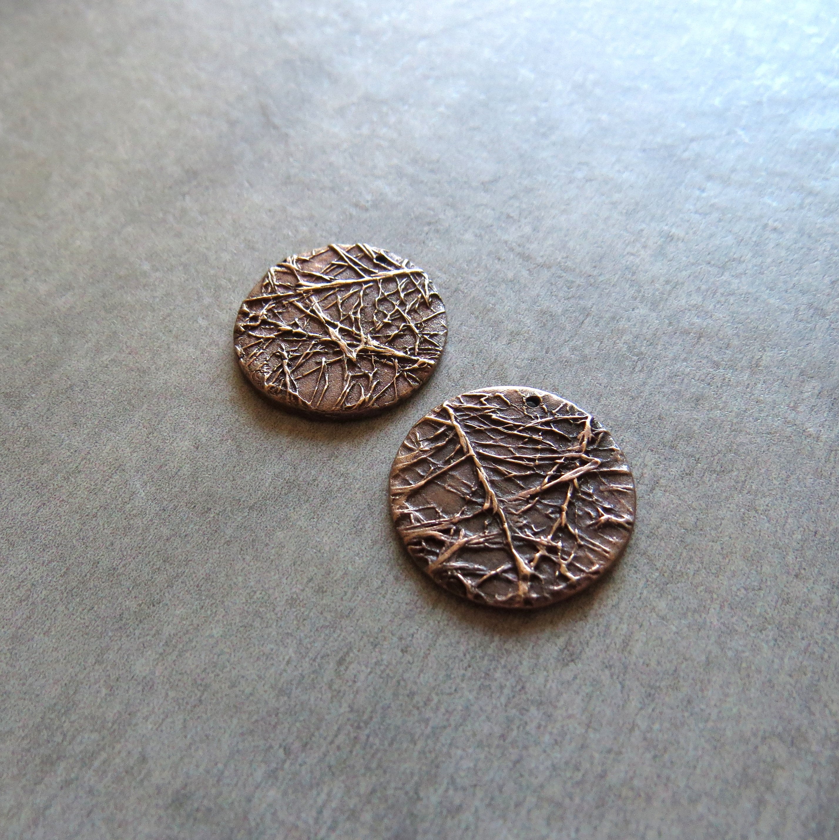 Organische Schmuckknöpfe Handgemachte Patina Charms | Etsy