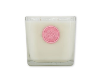Glorious Garden Mist Scented 11 oz Natural Soy Wax Candle