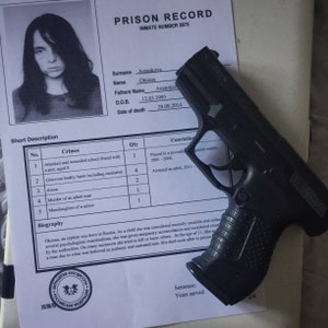 Killing Eve, więzienna kartoteka Oksany, kartoteka, replika, pobieranie cyfrowe