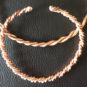 Bracciale tensore Teotihuacan a doppia torsione con estremità aperta, regalo unico, unisex