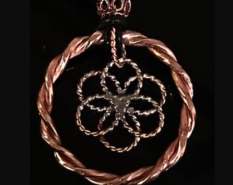 Teotihuacan with free hanging Lotus Tensor Ring
