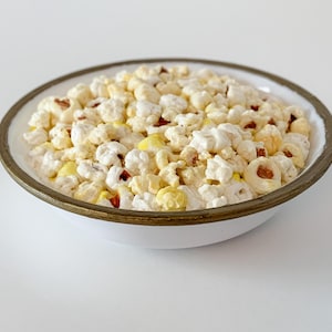 1:3 Scale Popcorn Bowl for 18” Dolls, dollhouse, BJD, Smart Doll