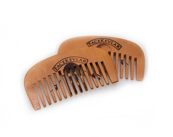 FaceKevlar Pear Wood Comb