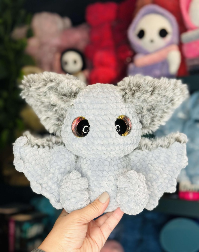 crochet bat