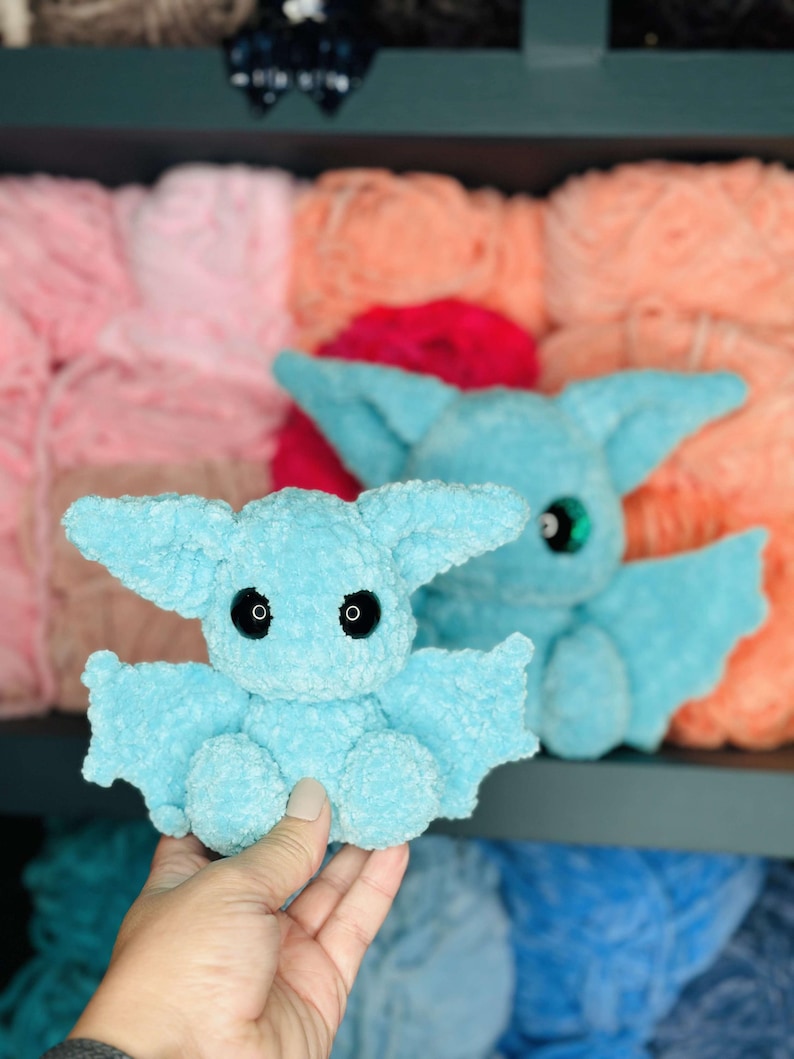little crochet bat