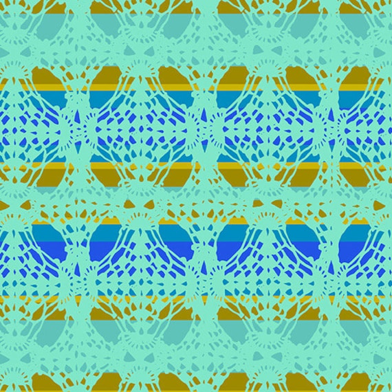 Chrysanthemum: Lace in Mint Chrysanthemum: Lace in Mint