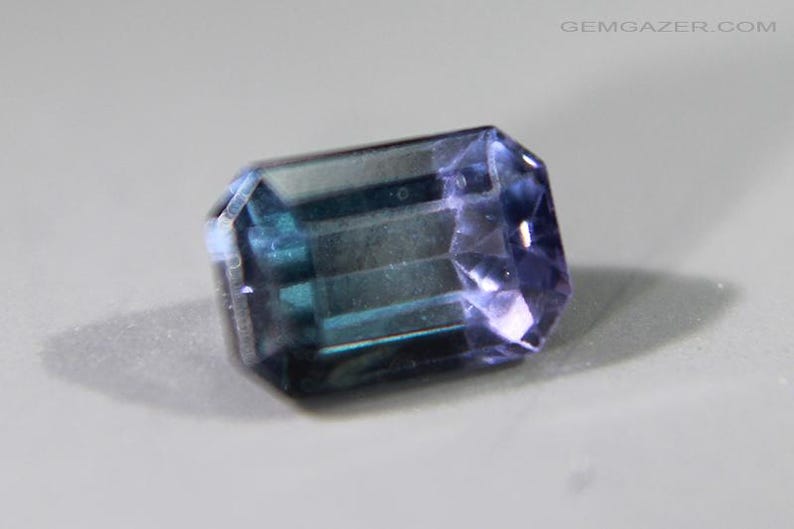 Bi-colour Spinel gemstone, purple-blue, Sri Lanka. 0.81 carat. image 2