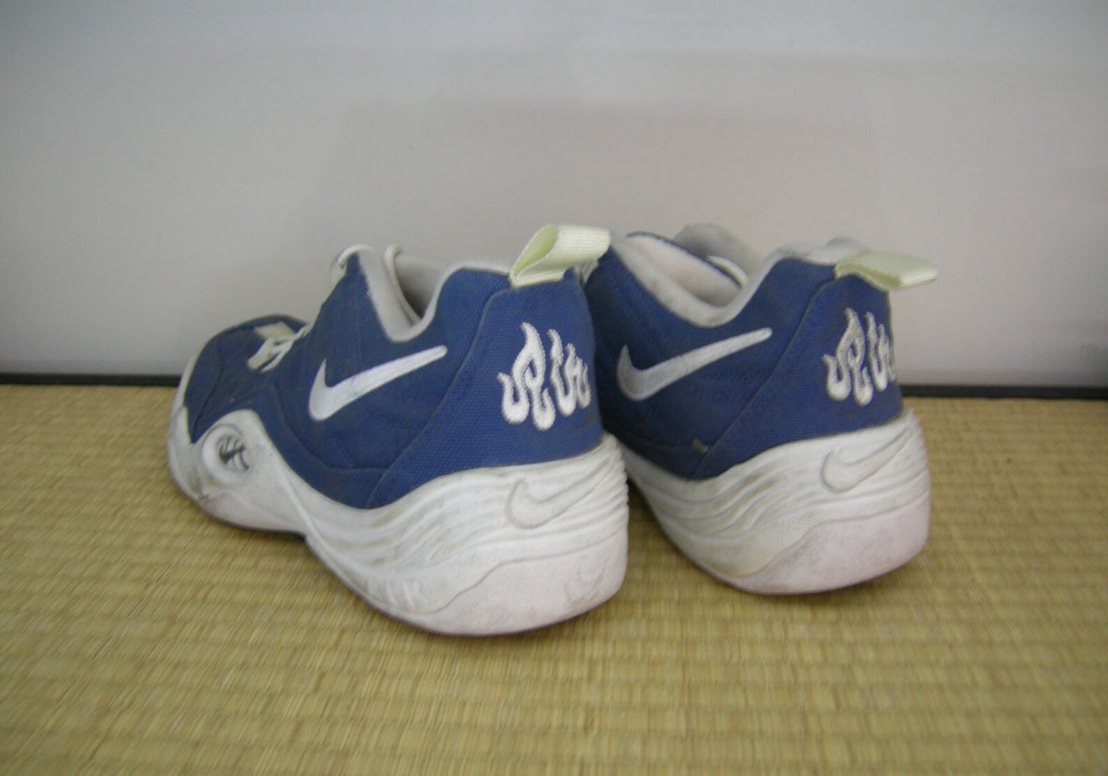 RARE Nike baskets en stock dinvendus des années 90 Allah panier vintages des années 80 la
