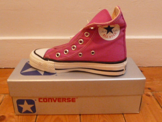Converse 1980s Vintage RASPBERRY Hi top Size US1.5 NOS