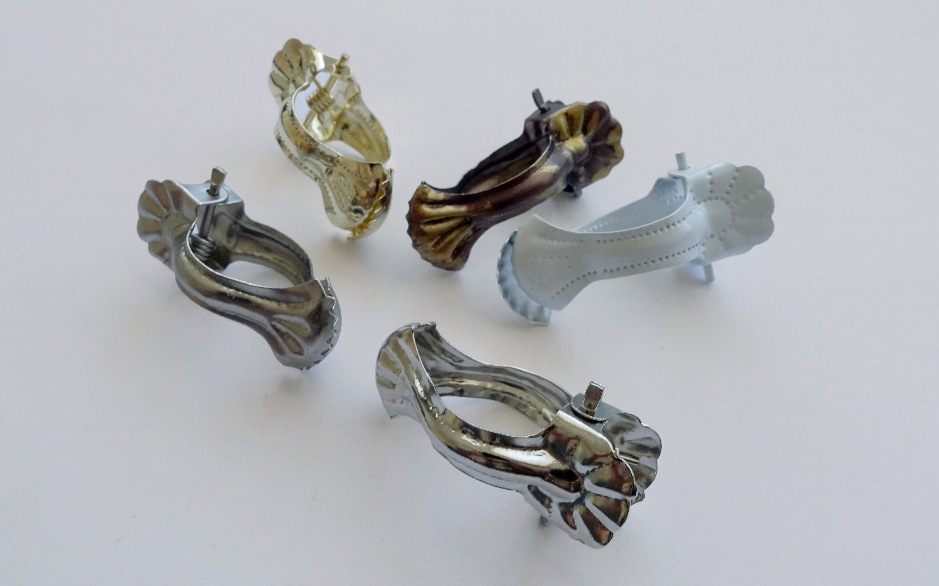 CAFE Rod Curtain Pole Rings Antique Curtain Clips Country Decor