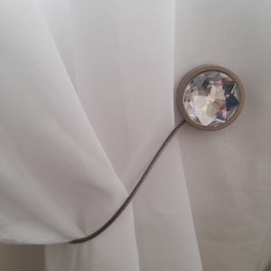 Magnetic Silver/Silver Crystal Curtain Holdback Ø30mm - 200mm Tieback, Pullback, Drapery Holder Magnetic Curtain Tie Back (Pack of 1)