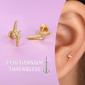 チタン製ライトニングボルトスタッドピアス：16g/18g/20g軟骨ピアス