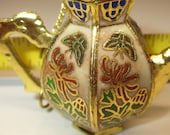 Cloisonne Chisel Teapot Tea Mini Gold Plated 70 39 s Brass Enamel 2 1 4 quot Parrot Bird Butterfly USA Ship Feng Shui