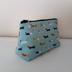 Dachshund Luxury Padded Cosmetic Make Up Bag