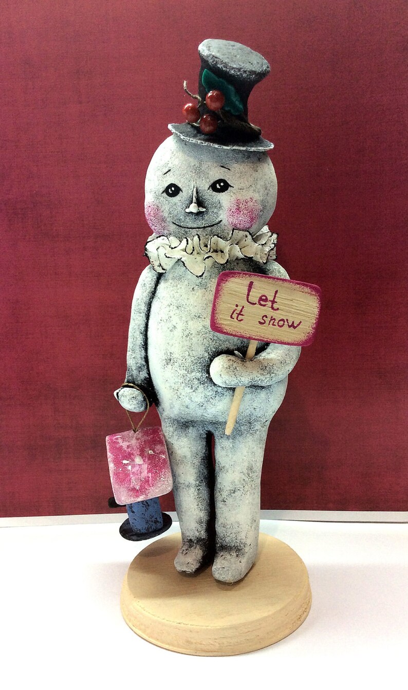 How to make paper mache figurines