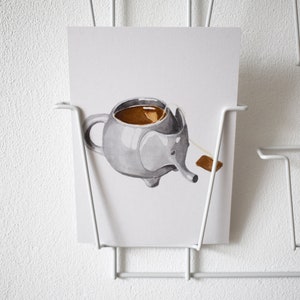 Cartolina illustrata "La mia tazza di tè" - Elefante / 1 carta / fatta a mano / carta riciclata / elefante / illustrazione della tazza di tè / acquerello