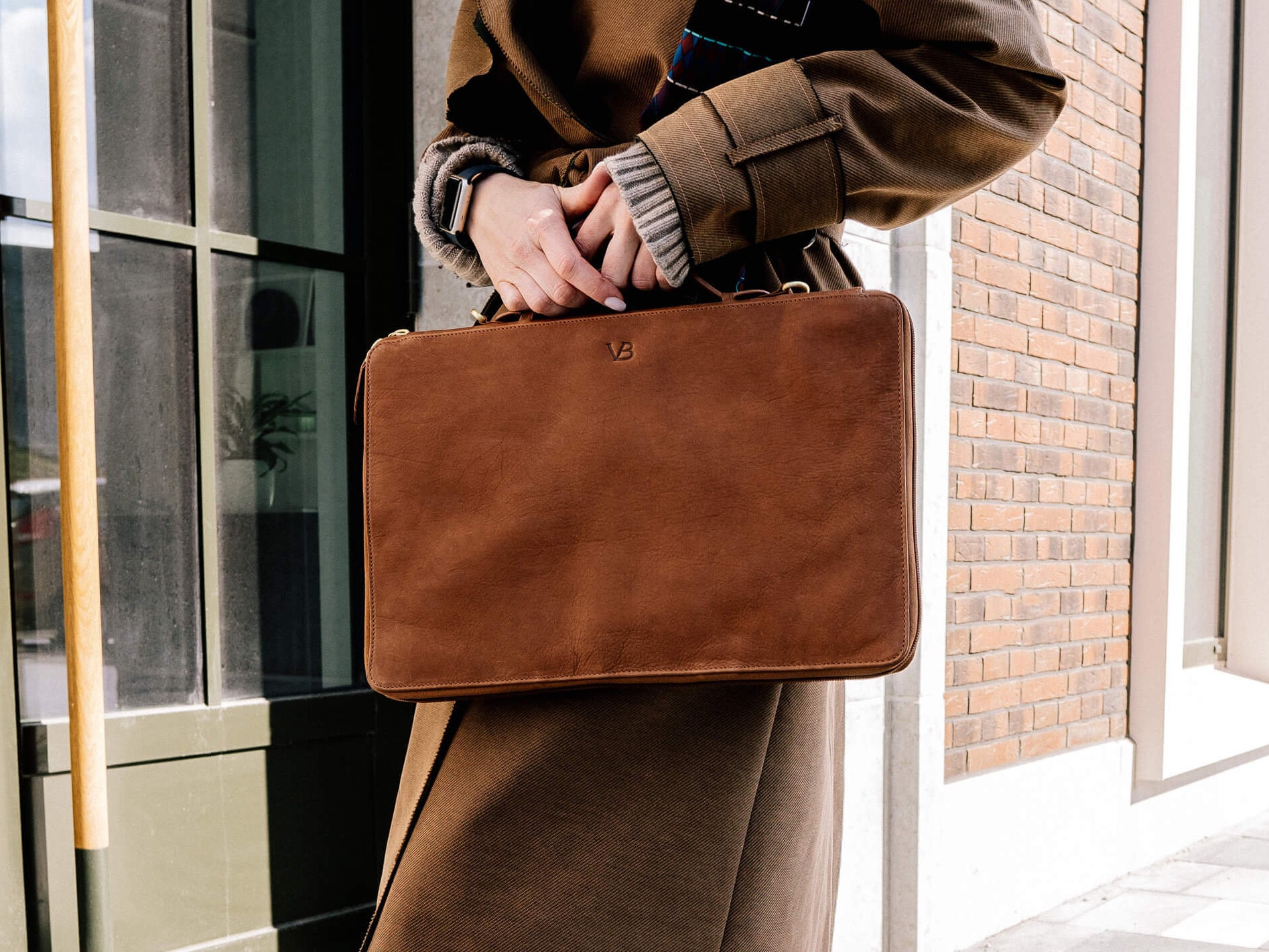slimline briefcase leather