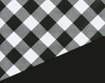 Gift paper checkered Black and white 50 x 100 cm