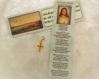 Marcador de oración de la mañana con encanto cruzado chapado en oro / regalo para enfermera / cuidador / hombre cristiano