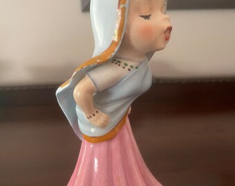 Vintage Kissing Lady