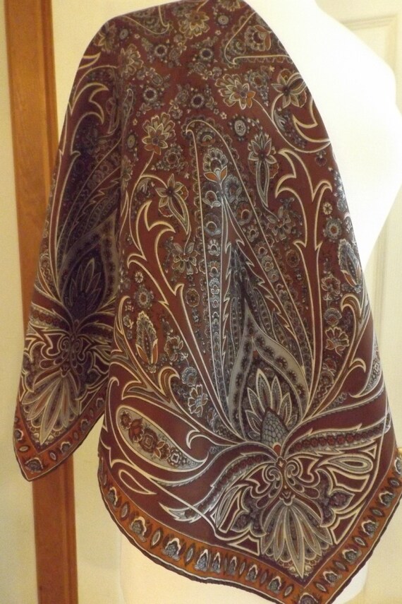 richard allan scarf designer