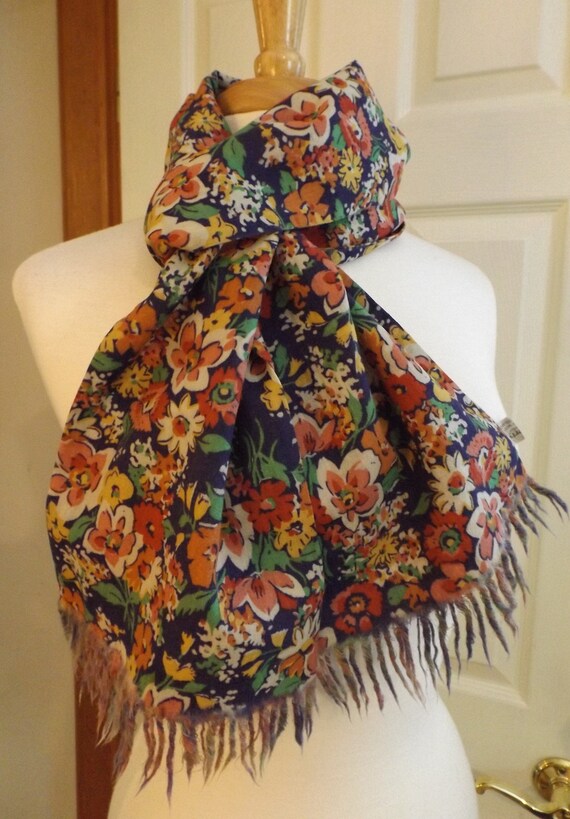 Liberty of London Long Floral Design Wool Scarf, N