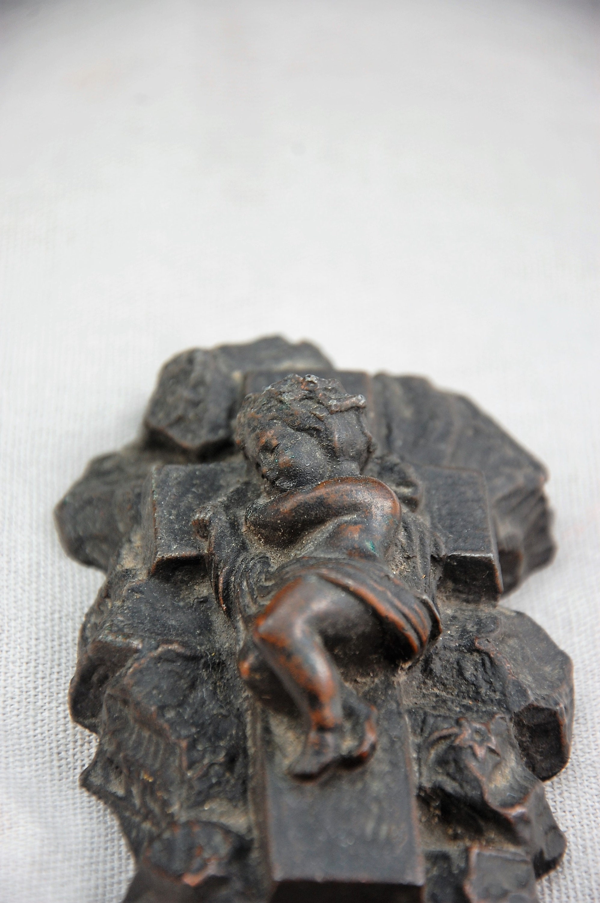 Français Statue Antique de L'enfant Divin