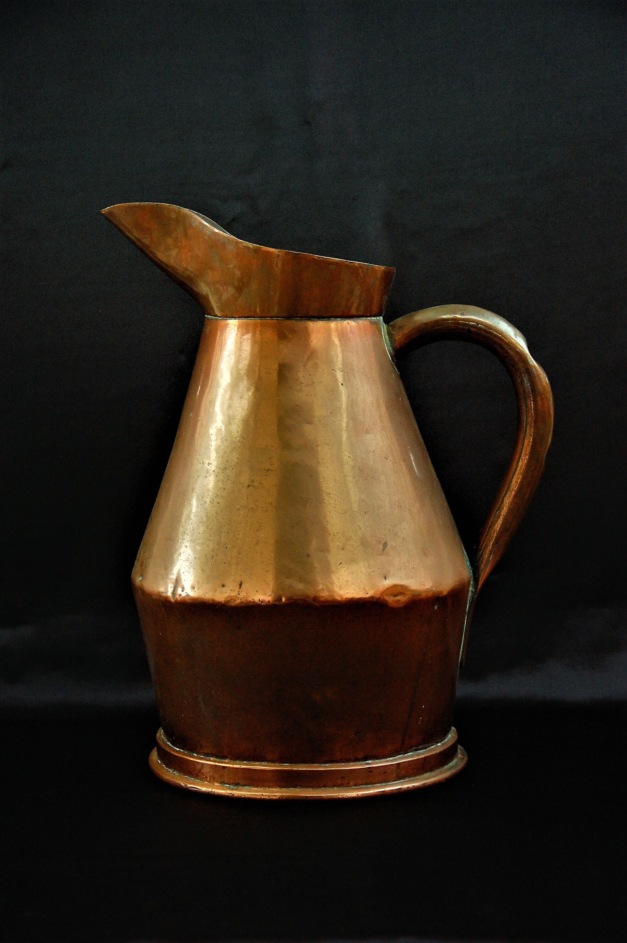 Vente Grande Cruche en Cuivre Antique Français