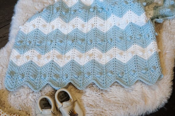 Bobble Hobo Bag FREE Crochet Pattern - Kelsey Jane Designs