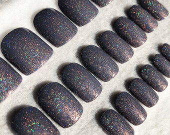 Gray Holographic Fake Nails, Faux Nails, Glue On Nails, Holographic, Scattered Holo, Rainbow, Gray Nails, Sparkle Nails, Gloss Nails
