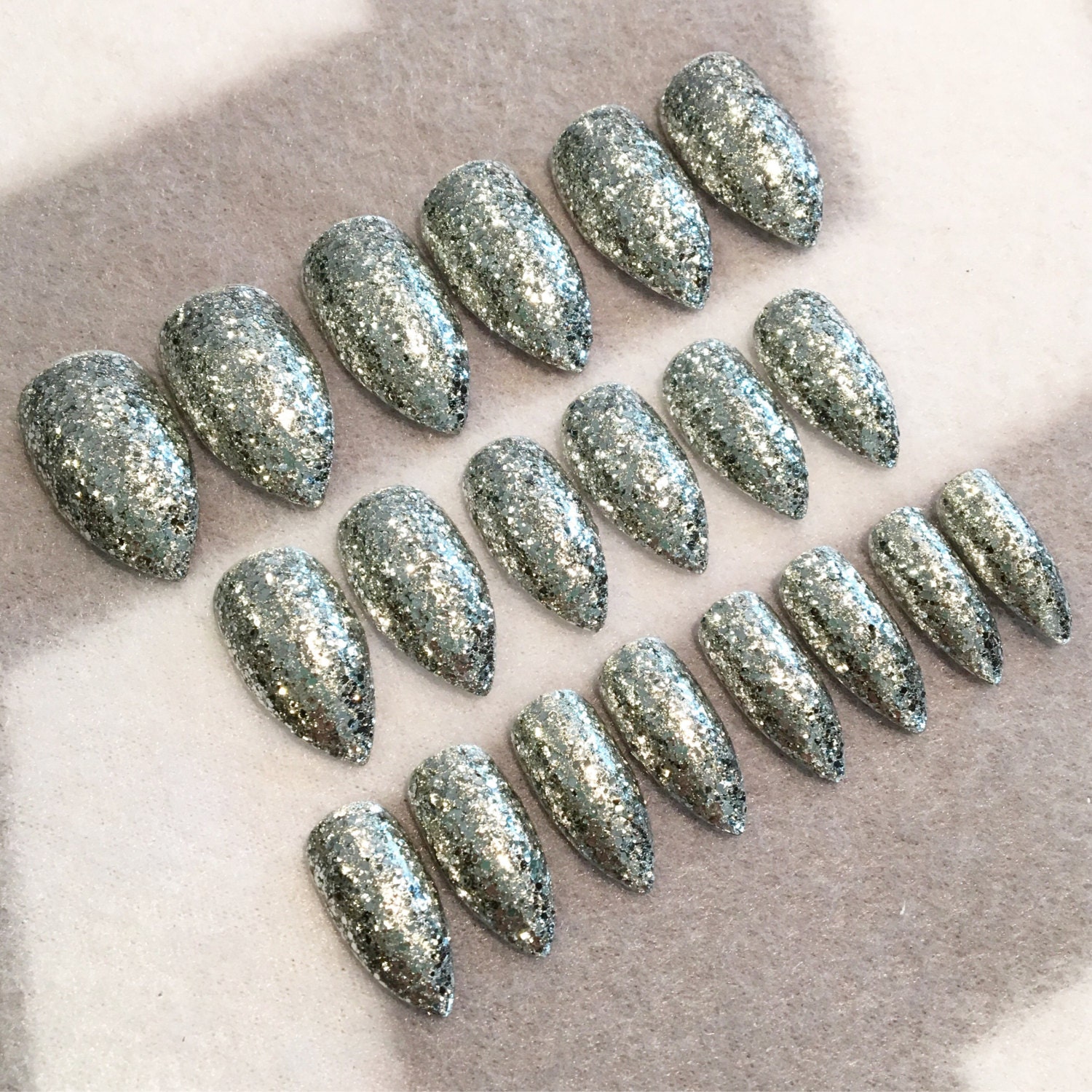 Silver Bling Fake Nails Faux Nails Glue on Nails Silver - Etsy