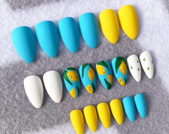 Lemon Fake Nails, Faux Nails, Glue On Nails, Bees, Blue Nails, Yellow, Bumblebee, Spring Nails, Gloss, Matte