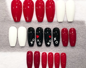 XO Fake Nails, Faux Nails, Glue On Nails, Valentine’s Day Nails, Romantic, Red Nails, Sparkle, Press On Nails, Gloss Nails, Matte Nails