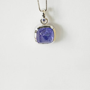 18k White Gold Bezel Square Tanzanite  Solitaire Pendant Necklace for Women, Simple Ultra Violet Gemstone Purple