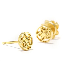 18K Yellow Gold  Studs Flower Posts Earrings, Small Boho Earrings