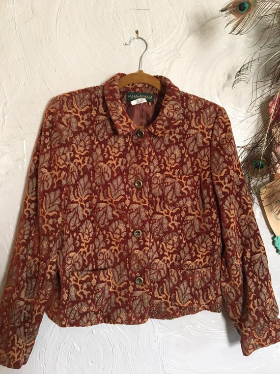 Sz M/L: 90s tapestry jacket, rust red colored tape