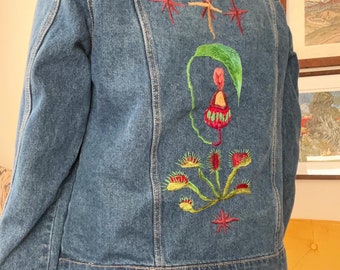 Unisex M: Upcycled Handembroidered Carnivorous Plant Venus Flytrap Jean Jacket