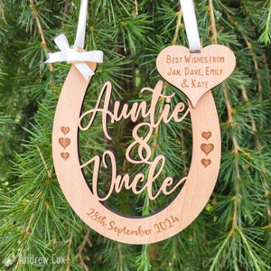 Personalised Wooden Auntie and Uncle Wedding Horseshoe Keepsake | Option to add Message on Heart | Handmade Anniversary Gift | FHAU