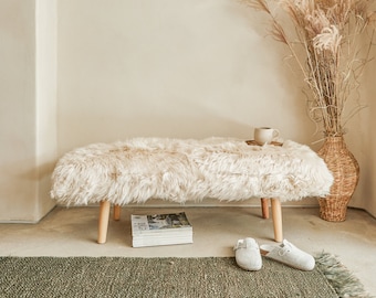 New Zealand Sheepskin Bedstool - Cream