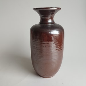 Lars Erik Magnusson ceramic vase, Mjöhult (Höganäs), Sweden, handmade in 1983
