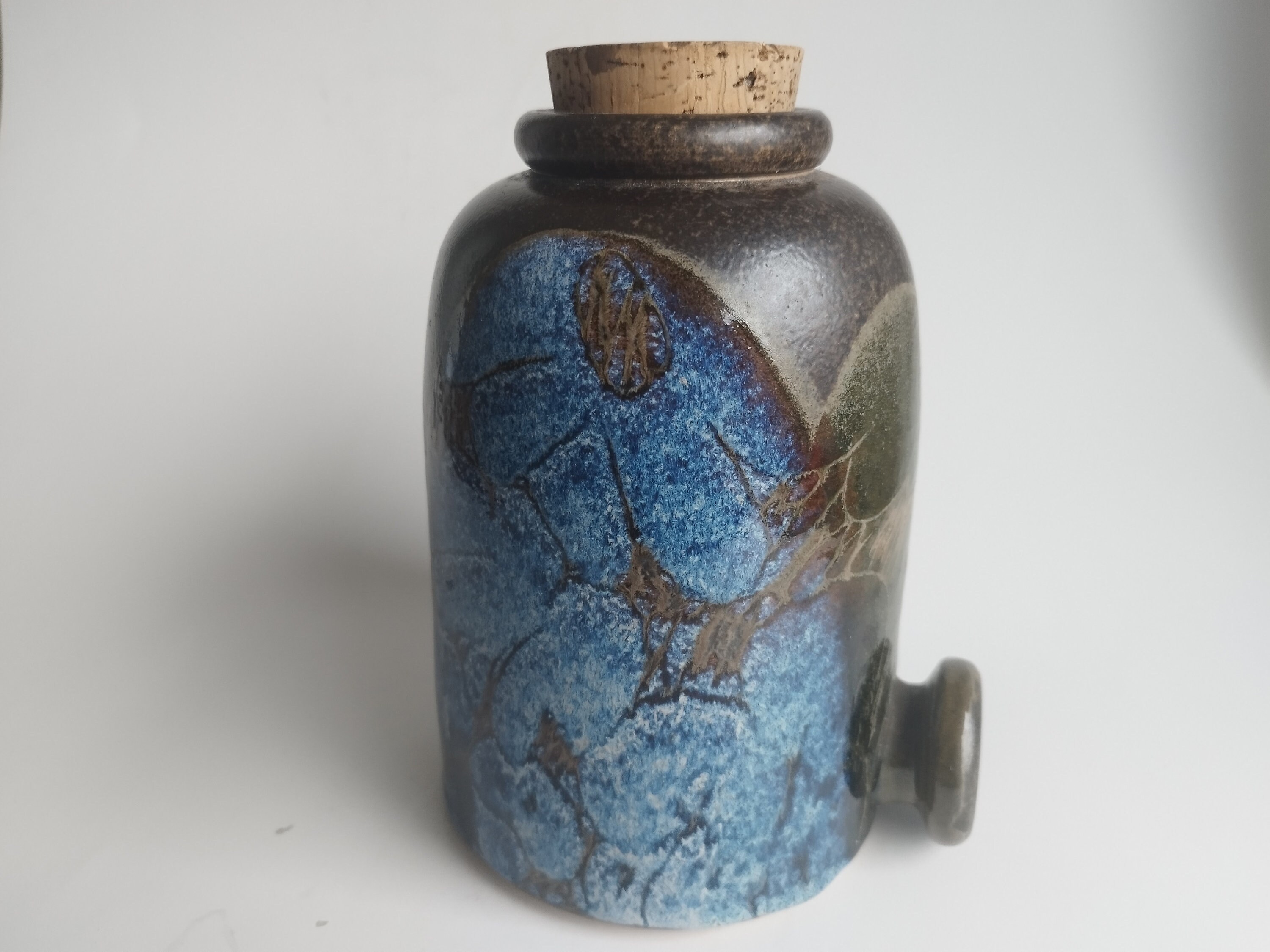 DIANA WORTHY jar / barrel for Crich pottery, floral pattern 