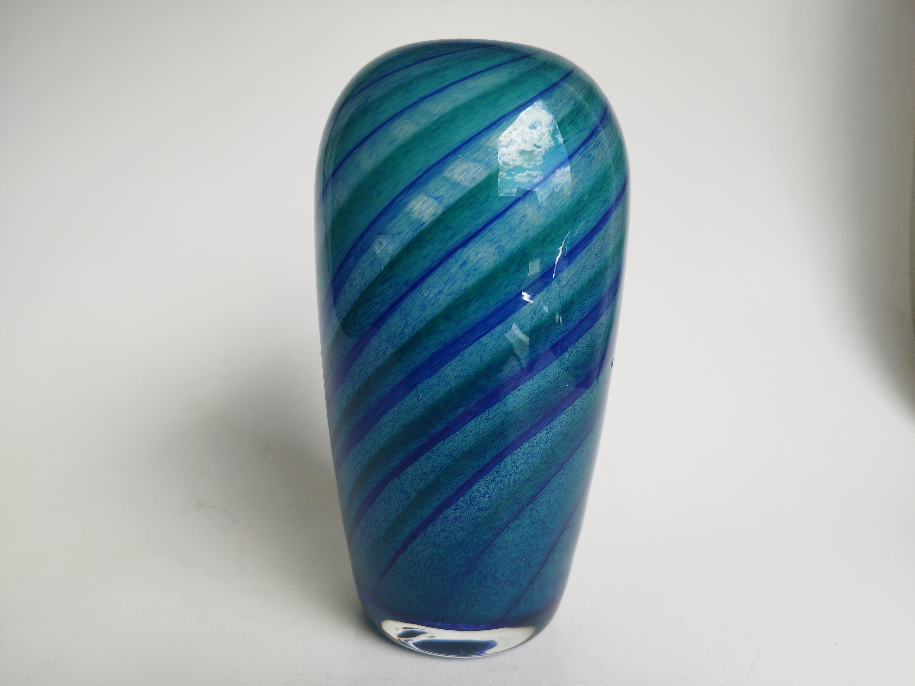 ノルウェー ハデランド ヴィンテージ・アートガラス 紫色ガラス花瓶