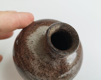 1970 年代のヴィンテージドイツスタジオ陶器の小さな花瓶、S のサイン