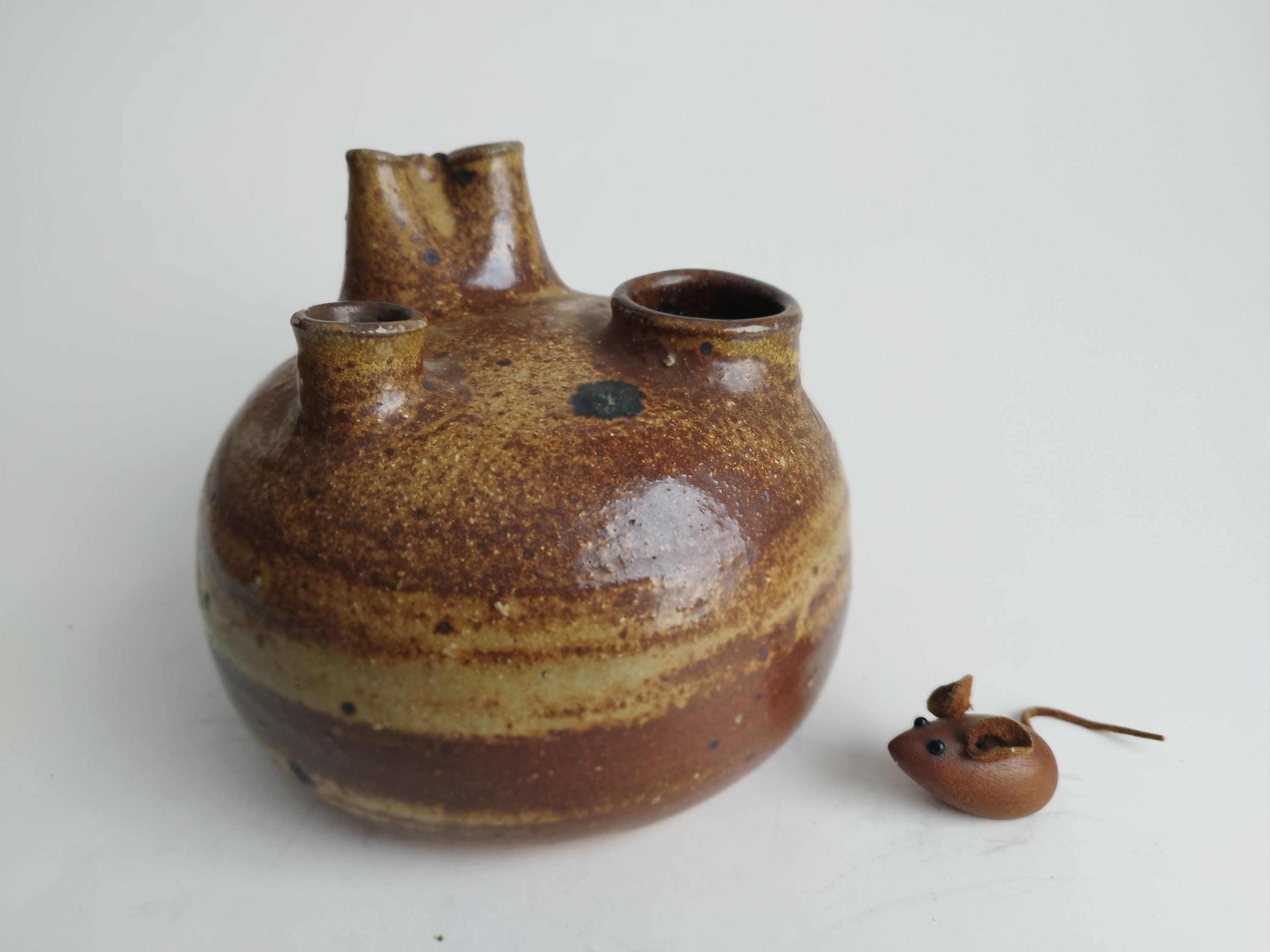Saxbo Keramik 花瓶(Scandinavian Studio pottery stoneware Saxbo Keramik 花瓶(Scandinavian Studio pottery stoneware