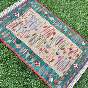 Handwoven Floral Green, Flowers Romania Kilim Rug, Turkish Kilim Rug, Vintage Rug, Aztec Rug, Oushak Floor Rug, Handmade Rug, 3’3”x4’8” feet
