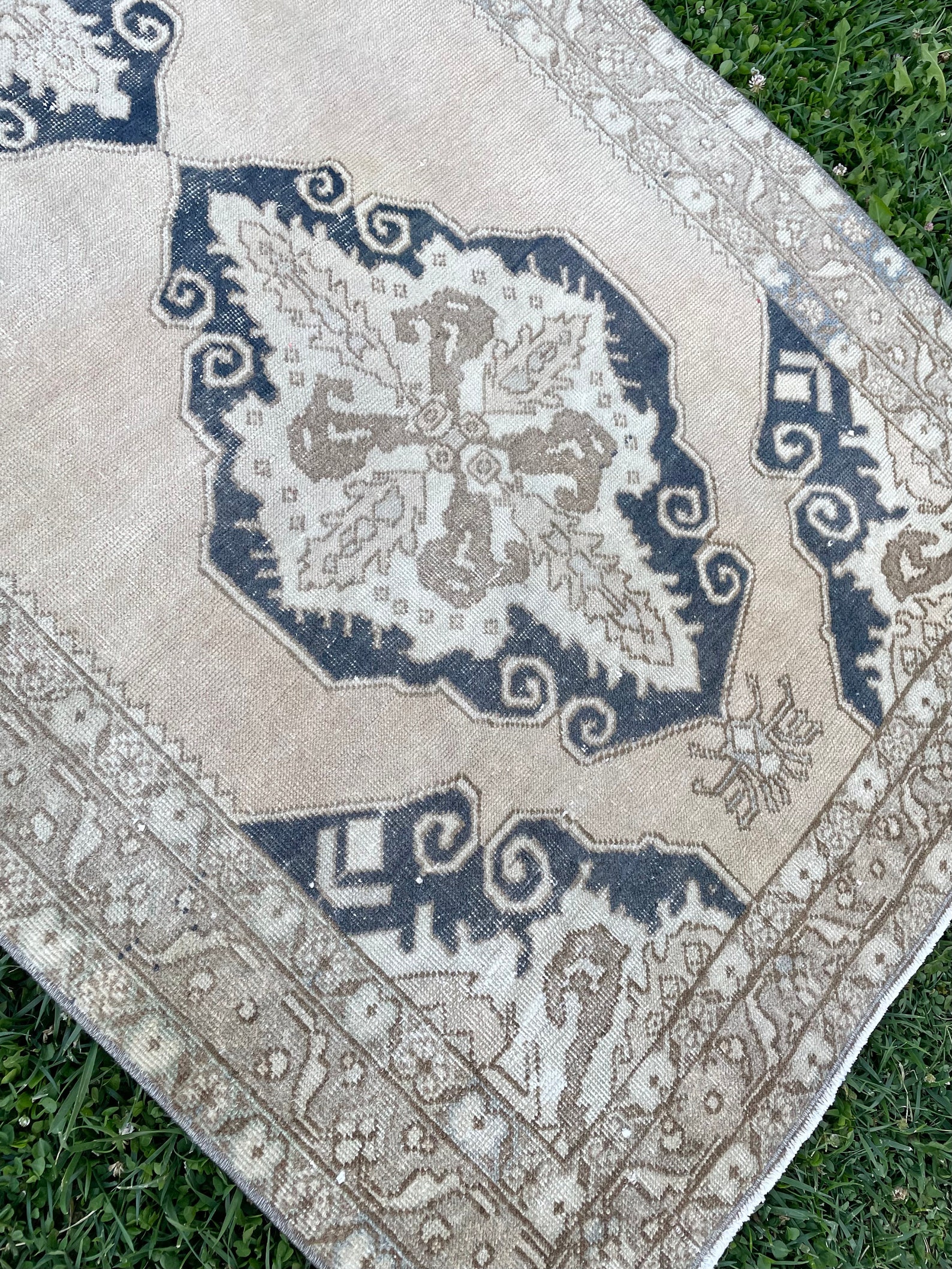 Vintage Oushak Rugs Distressed Low Pile Floor Rug Antique Etsy